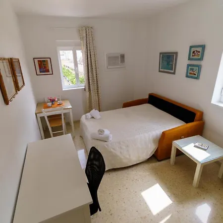 Rentalsevilla En El Barrio De Triana *